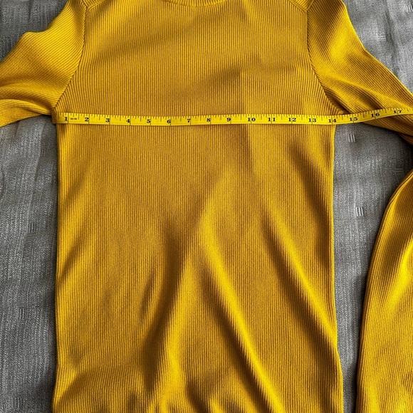 Burberry sweater - Picture 13 of 14